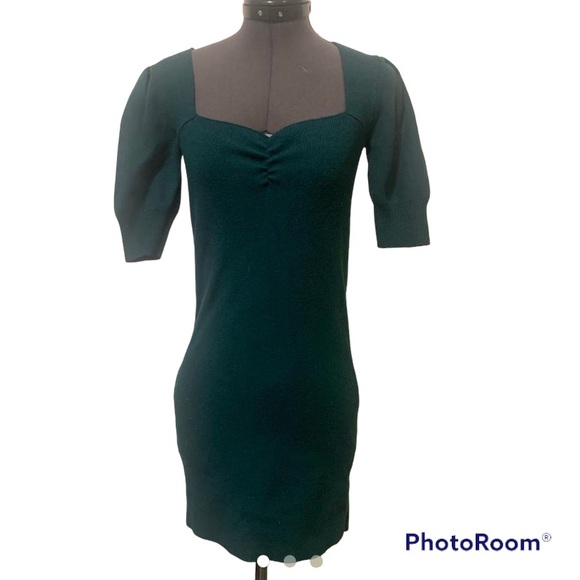 Dress - Picture 1 of 1